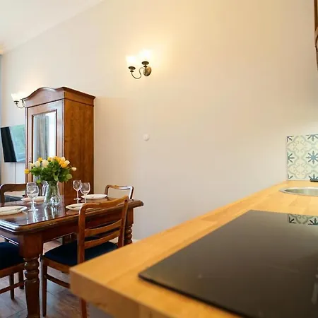 Apartamenty Everysky - Plac Ratuszowy 51 Jelenia Gora Exterior photo